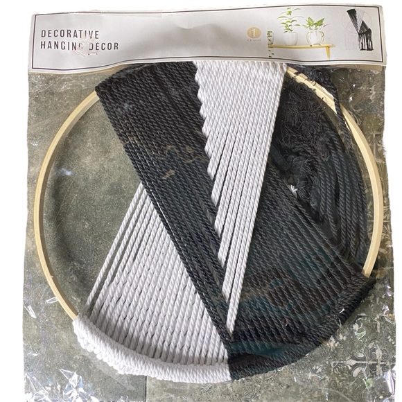 Macrame Decor Wall Art - Picture 1 of 3